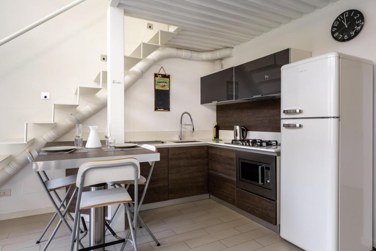 ミラノElegant Loft With Balcony!アパートメント エクステリア 写真