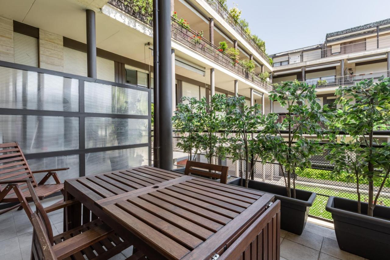 ミラノElegant Loft With Balcony!アパートメント エクステリア 写真