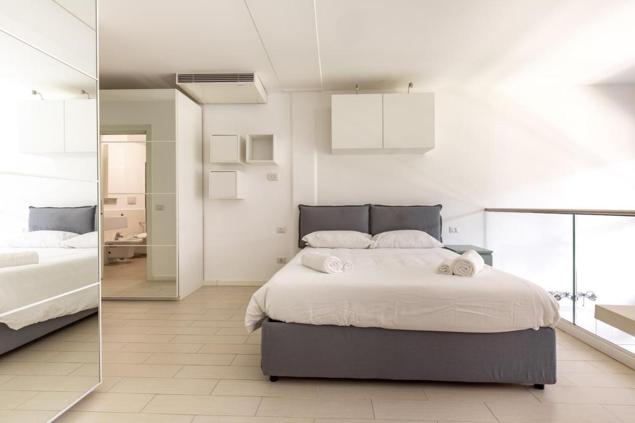 ミラノElegant Loft With Balcony!アパートメント エクステリア 写真