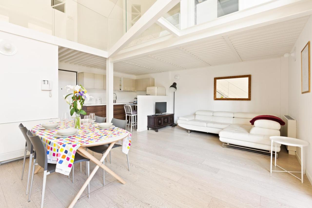 ミラノElegant Loft With Balcony!アパートメント エクステリア 写真
