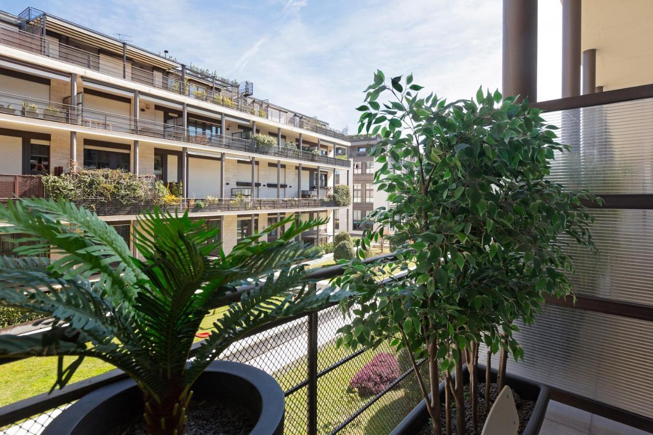 ミラノElegant Loft With Balcony!アパートメント エクステリア 写真
